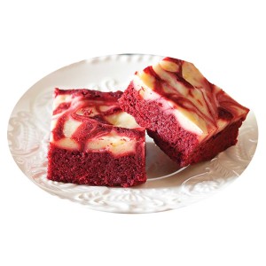 Red Velvet Cream Cheese Brownie